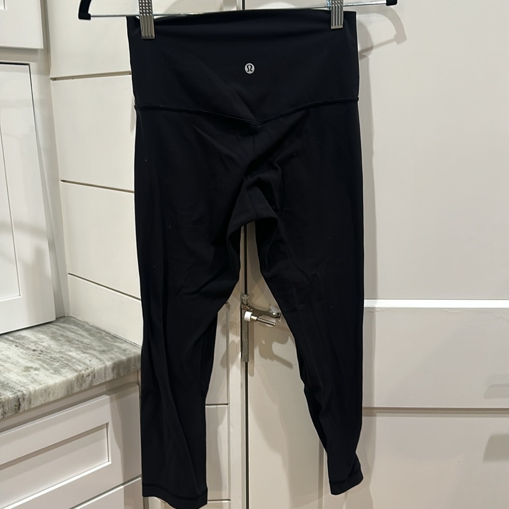 (6153) LULULEMON Align High-Rise Crop 17" Sz 6 ALIGN *EUC - Picture 7 of 8
